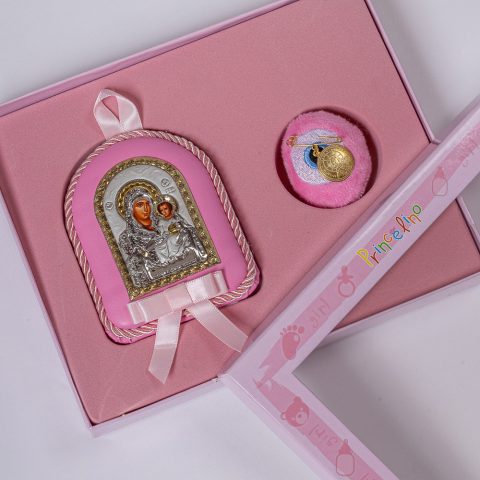 Ασημένιο σετ: Εικόνα της Παναγίας με τον Χριστό και φυλαχτό, ροζ