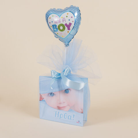 Δώρο γέννησης για αγόρι με γαλάζιο λεύκωμα Babyline και μπαλόνι καρδιά “It’s a Boy”