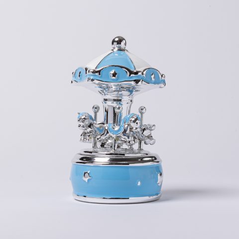 Βρεφικό καρουζέλ με μουσική σε γαλάζια απόχρωση με διακοσμητικά αστεράκια και επάργυρες λεπτομέρειες