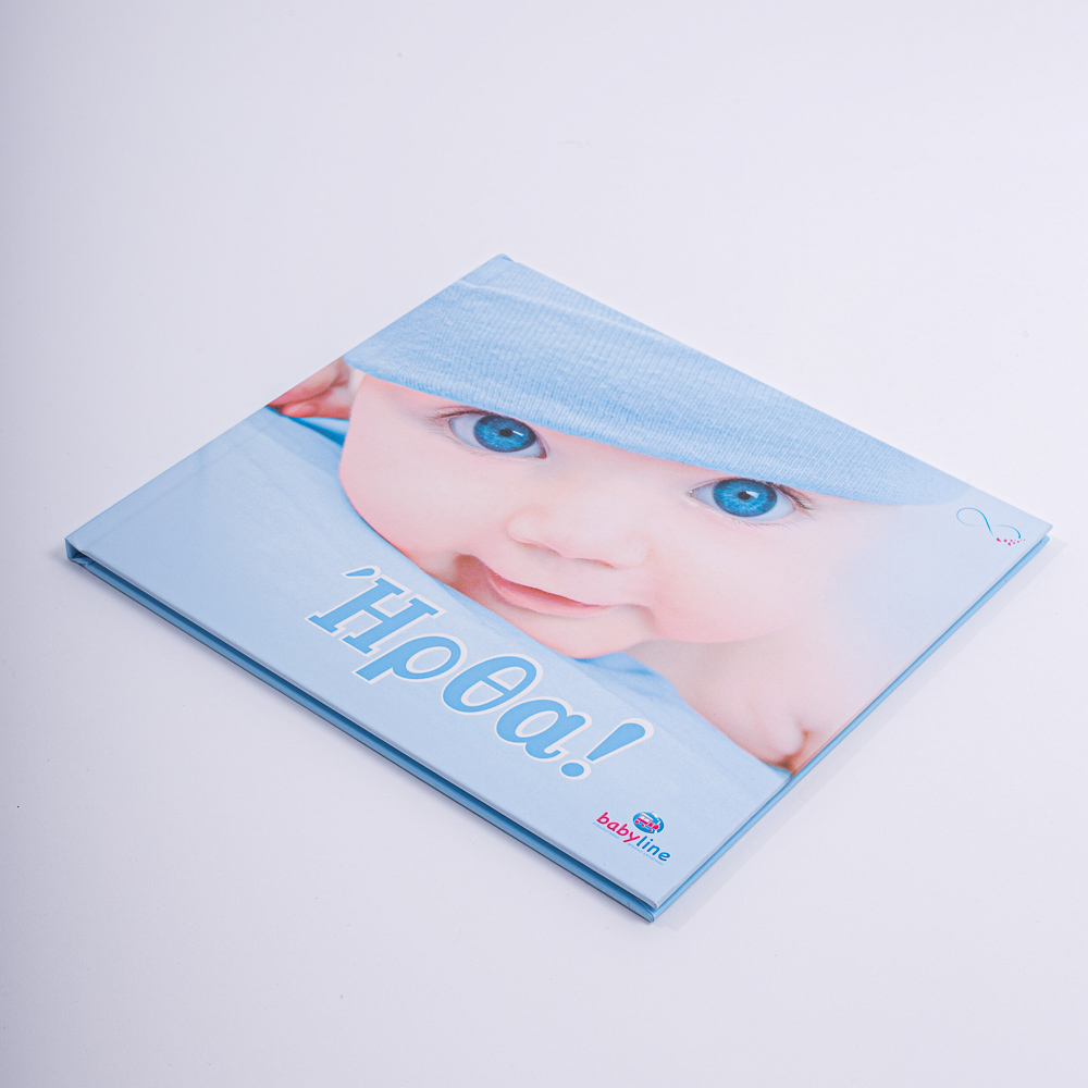 Βρεφικό λεύκωμα Babyline γαλάζιο κλειστό με πλάγια λήψη