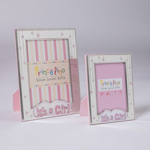 Σετ ασημένιες κορνίζες "It's a girl"