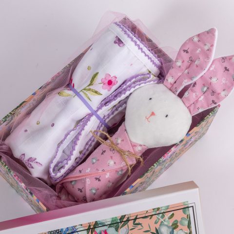 Δωροσύνθεση 50, σε ροζ χρώμα